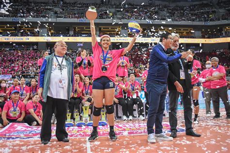 Creamline S Tots Carlos Wins Third Pvl Mvp Award Inquirer Sports