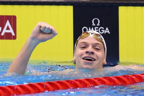 Natation Léon Marchand remporte le 200 m 4 nages lors de la Coupe du