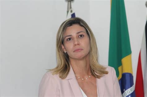 Descumprimento Judicial Em Lagarto Hilda Ribeiro Penalizada Por