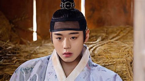 Times Park Jihoon Stole The Spotlight In Flower Crew Joseon