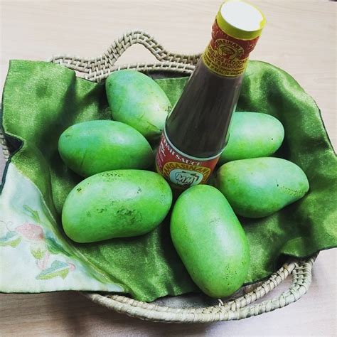 Carabao Mangoes - Filipino Food