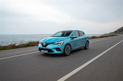 Combien Co Te Une Renault Clio Chez Un Collaborateur