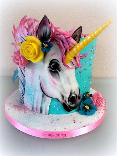 Unicorn Decorated Cake By Ivciny Dortiky Cakesdecor