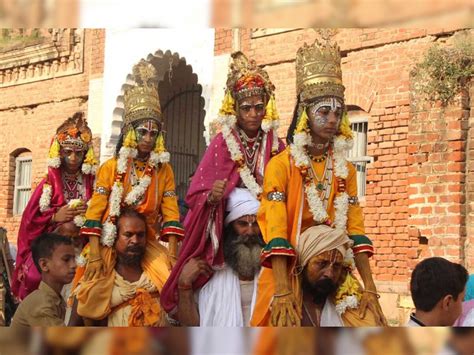 Know About The Famous Ramlila In The Country From Delhi To Ayodhya इन