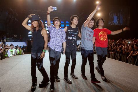 Band-aid Blues: Minsan: The Eraserheads Reunion Concert in Dubai