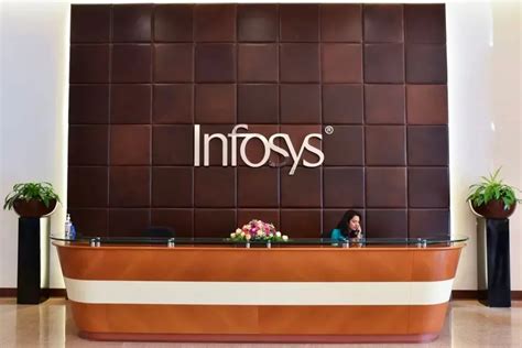 Infosys Q1 Results Highlights Net Profit Rises 71 Yoy To ₹6368