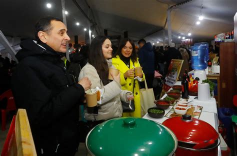 Se inauguró la IX Feria Gastronómica de Cazuelas y Caldillos en Curicó