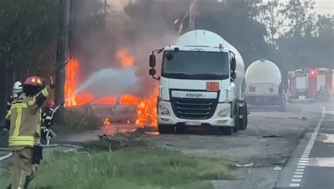 Video La Cu Celelalte Doua Cisterne Nainte Sa Explodeze