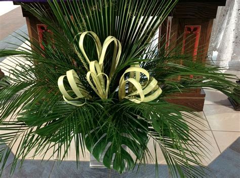 Palm Sunday 2017 In 2024 Church Decor Church Flower Arrangements