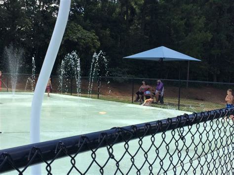 Fuquay-Varina Splash Park - raleighparks.org