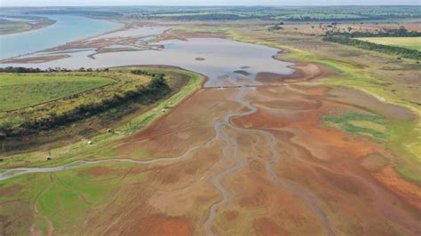 Crise Hídrica No Brasil Veja Em Imagens Como A Seca Afeta Cenário De