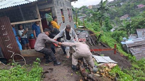 Warga Bitung Sulawesi Utara Dengar Bunyi Pasir Di Atas Seng Ternyata