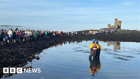 Rnli Legacy Celebrated During Annual Tower Of Refuge Walk Bbc News