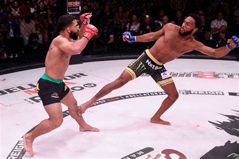 Monster Energy S A J Mckee Defeats Patricio Pitbull Freire To Claim