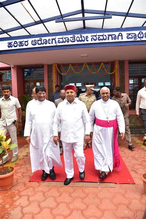 Governor Thawar Chand Gehlot Visits Minor Basilica Of Our Lady Of