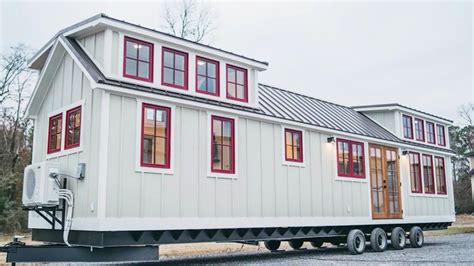 Absolutely Gorgeous Denali Xl Tiny House From Timbercraft Tiny Homes