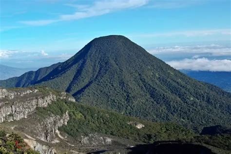 Tiga Hari Tersesat Di Taman Nasional Gunung Gede Pangrango Begini