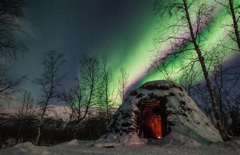 Northern Lights Winter Photography Tour in Abisko National Park