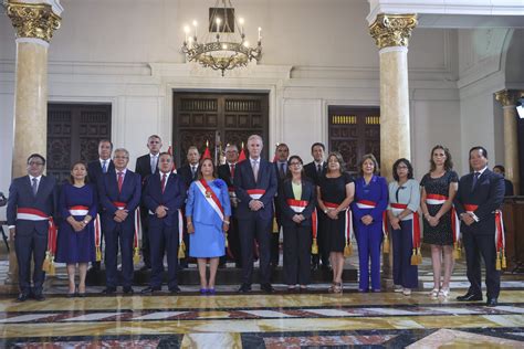 Bolaurte Tomo Juramento A Nuevo Gabinete Liderado Gustavo Adrianz N