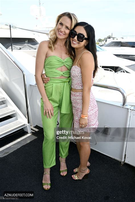 CYNTHY WU Feet - AZNudeFeet