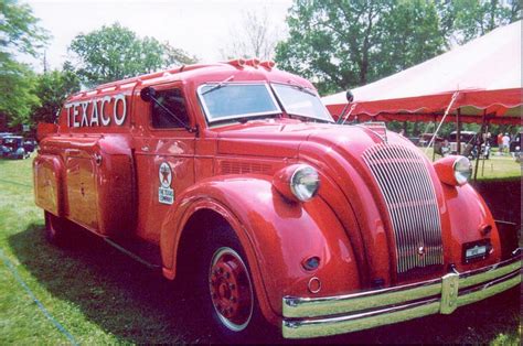 Photo 1939 Dodge Airflow Tanker 2 Orphan Car Show 2002 Album Kos