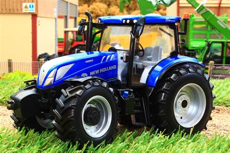 43319 Britains New Holland T6 180 Blue Power Tractor Brushwood Toys