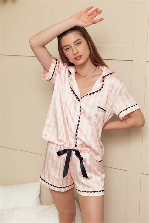 Pijama Afeto Xadrez Rosa Oui Lingerie Pe As Feitas M O Muito