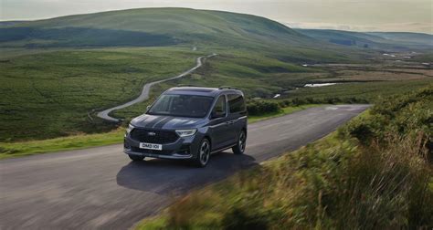 Ford Tourneo Connect 2022 Modernité Affirmée Et Transmission