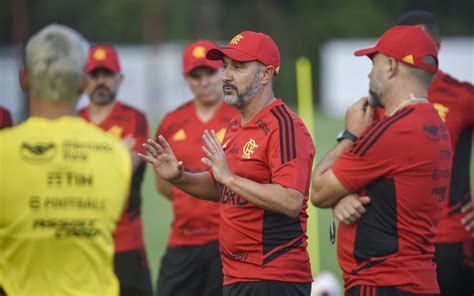 Flamengo oficializa saída de Vítor Pereira Flamengo O Dia