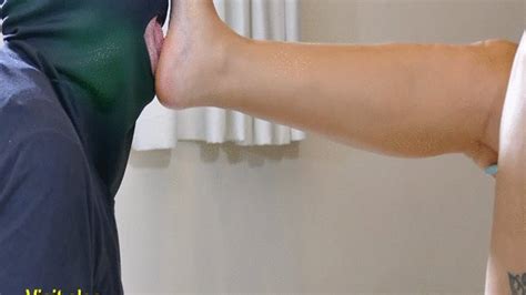 STAY ON YOUR KNEES FOR MY FUCK YOUR MOUTH WITH MY FEET Fetish Place Clips Sale