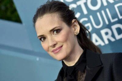 Winona Ryder Hot And Sexy Bikini Pictures Woophy