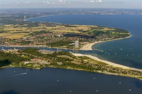 Luftbild L Beck Ot Travem Nde Landschaft Des Ostseehafens Von L Beck