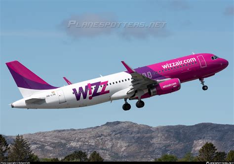 Ha Lyk Wizz Air Airbus A Wl Photo By Richard Toft Id