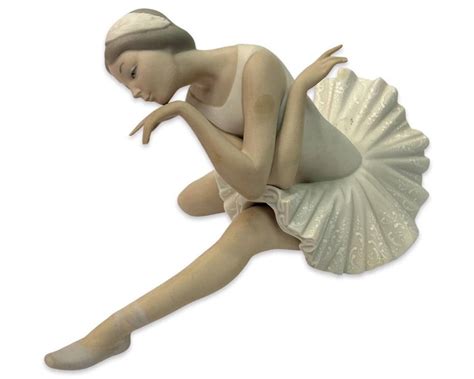 Lladro Sitting Ballerina Porcelain Figurine Auction