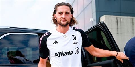 Rabiot E La Juve La Stagione Dellamore Il Post Sui Social