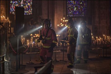 Notre Dame In Flammen Von Jean Jacques Annaud Blu Ray