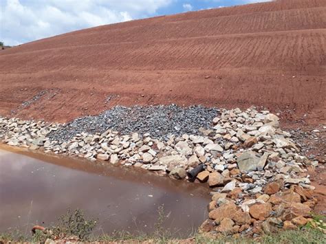 Comunidades Geraizeiras De Vale Das Cancelas E De Riacho Dos Machados