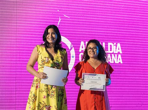 Direcci N De La Mujer Premi Con Becas A Los Ganadores Del Festival