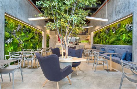 This Fast Food Restaurant Feels Like You're Dining In A Park