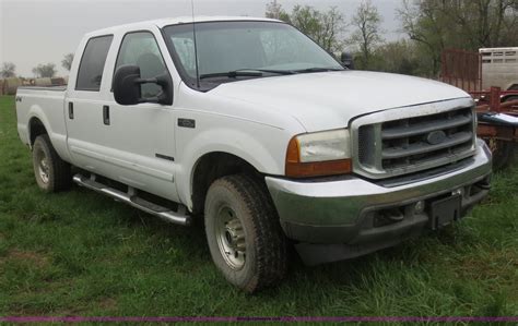 Ford F Super Duty Crew Cab Pickup Truck In Thayer Ks Item