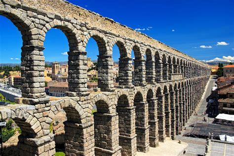 Aqueduc Romain De Ségovie Castille Et Leon Espagne