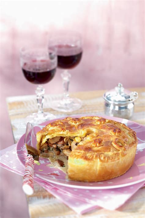 Recette tourte forestière aux champignons Marie Claire