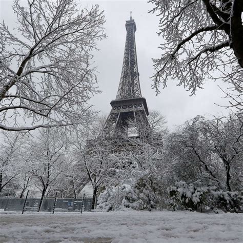 Eiffel Tower Winter Wallpapers - Wallpaper Cave