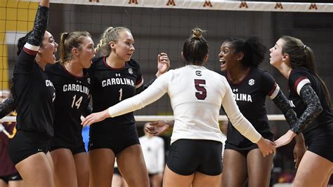 Gamecocks Fall To No 2 Minnesota In The Ncaa Tournament University Of South Carolina Athletics