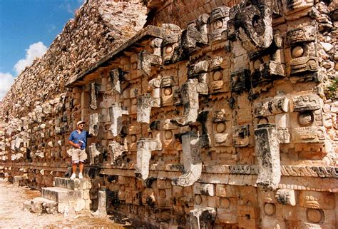 World Hold On Jordi Valbuena S Photography And Travel Blog Uxmal Mexico