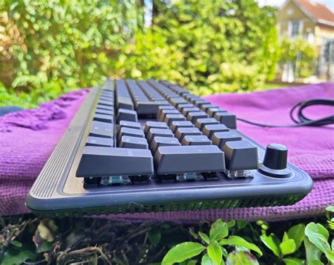 Roccat Pyro Review Mechanical Rgb Keyboard With Ttc Red Linear Switches