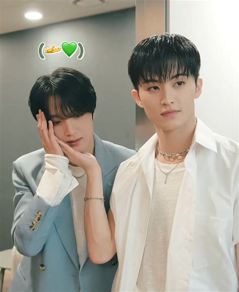 Luna On Twitter What The Fuck Https T Co TkHZaL8BV9 Twitter