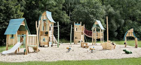 KOMPAN Robinia Villiage Wooden Playground Design