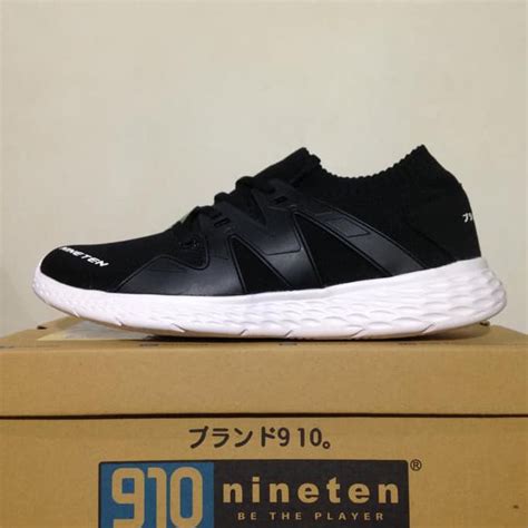 Jual Just Like Bolt Sepatu Running Lari Nineten Fujiwara Black White