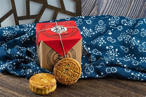 Photo Of Mid Autumn Festival Moon Cake Gift Box Background Mid Autumn